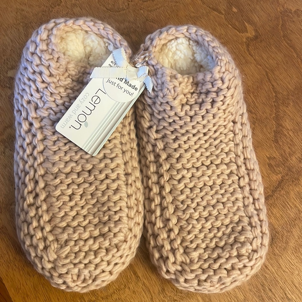 Lemon blush pink knitted slippers NWT